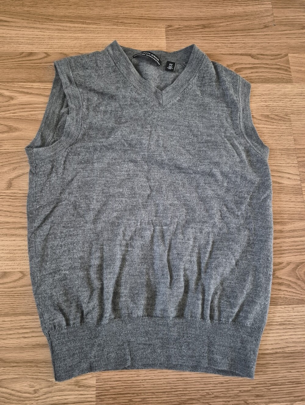 Saks Fifth Avenue Merino Wool Blend Men's Grey Vest  In good condition.  Size: S